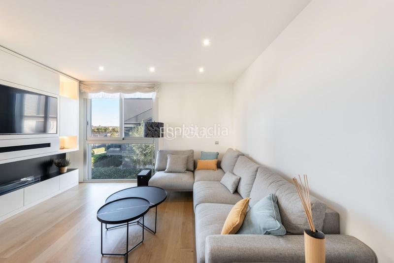 Foto e1a71261-5ce2-4df8-a9c8-cbc8fcf3e190. Pis amb calefacció aparcament piscina a Arxiu Sant Cugat del Vallès