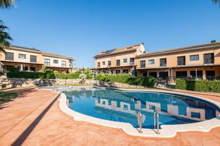 Maison jumelée  Avinguda moixeró. Casa adosada en venta en el golf masia bach