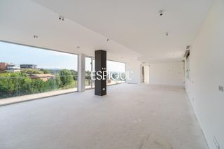 House  Montseny. Chalet en golf barcelona sant esteve sesrovires