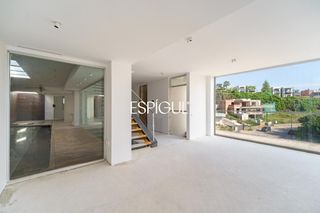 Casa  Montseny. Chalet en golf barcelona sant esteve sesrovires