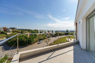 Maison  Montseny. Chalet en golf barcelona sant esteve sesrovires