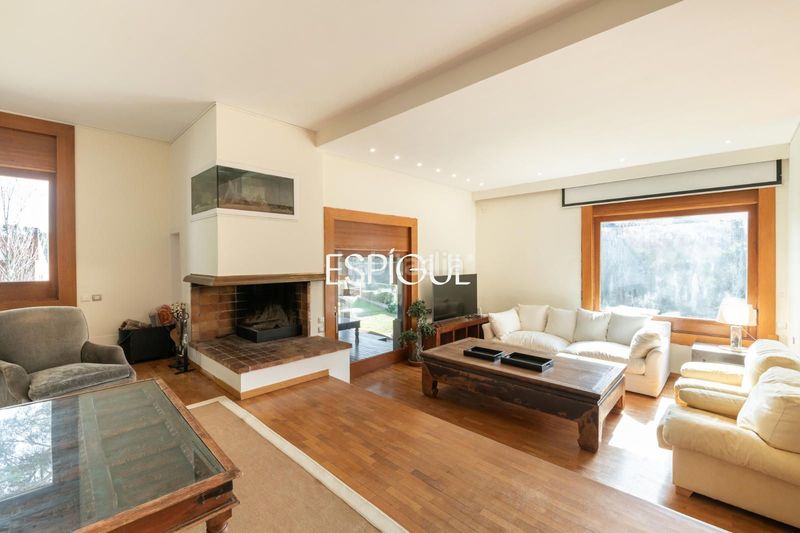 Foto 7f4b9485-f6ec-4fb5-af65-1731ccf946da. Casa amb calefacció piscina a Golf-Can Trabal Sant Cugat del Vallès