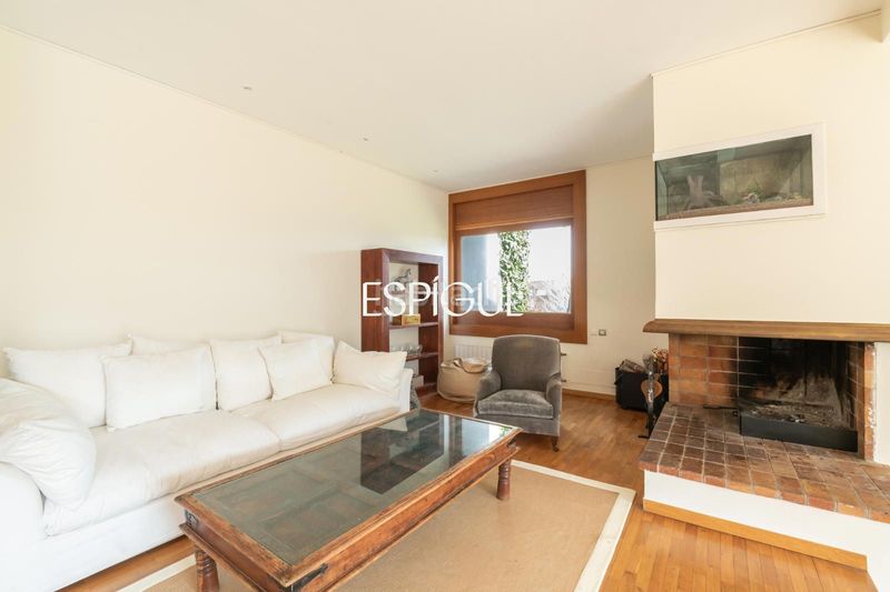 Foto da8afb05-d385-4f02-8f51-80386545f340. Casa amb calefacció piscina a Golf-Can Trabal Sant Cugat del Vallès