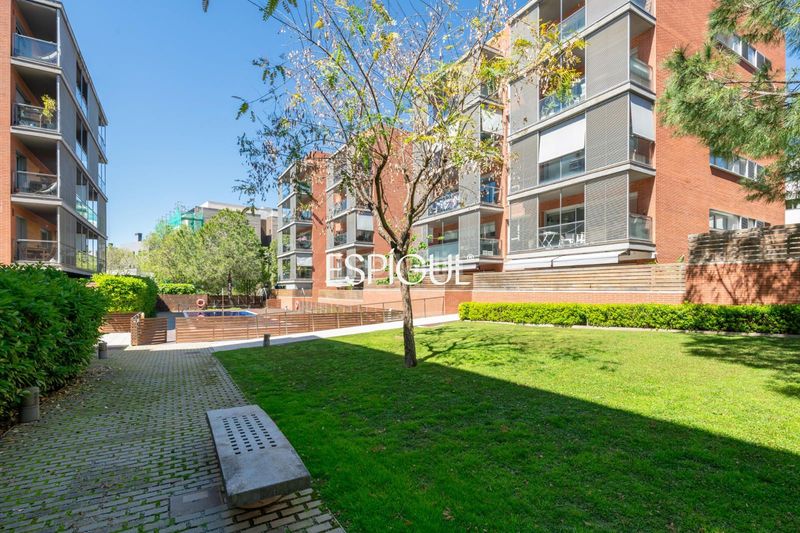 Foto 1bdd05d2-a775-410a-9866-bd3b6c26b765. Pis amb calefacció aparcament piscina a Volpelleres Sant Cugat del Vallès