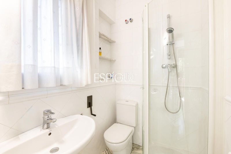 Foto aa56d7cc-d654-4f03-ba0d-48d3295d5660. Casa amb calefacció aparcament piscina a Golf-Can Trabal Sant Cugat del Vallès