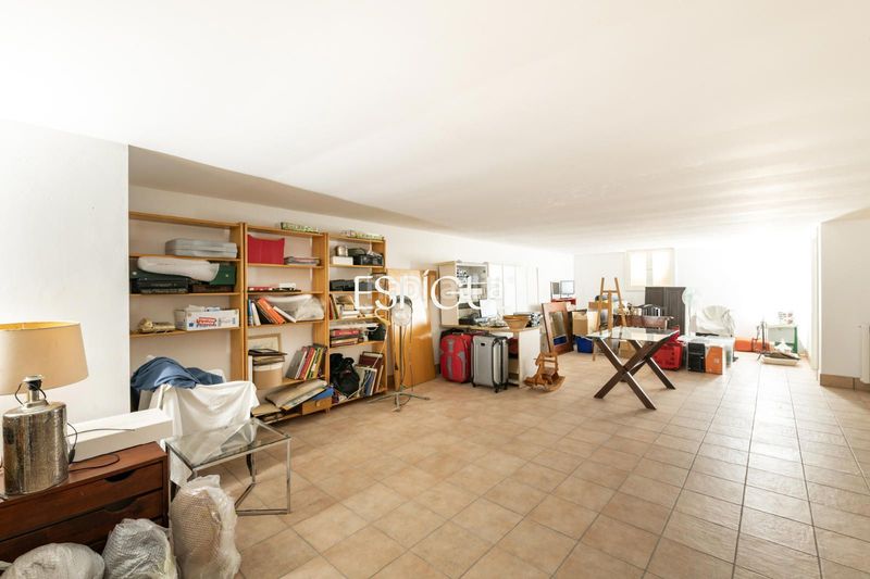 Foto b6844984-42c3-4641-bbf8-fd7bbe6e89e8. Casa amb calefacció aparcament piscina a Golf-Can Trabal Sant Cugat del Vallès