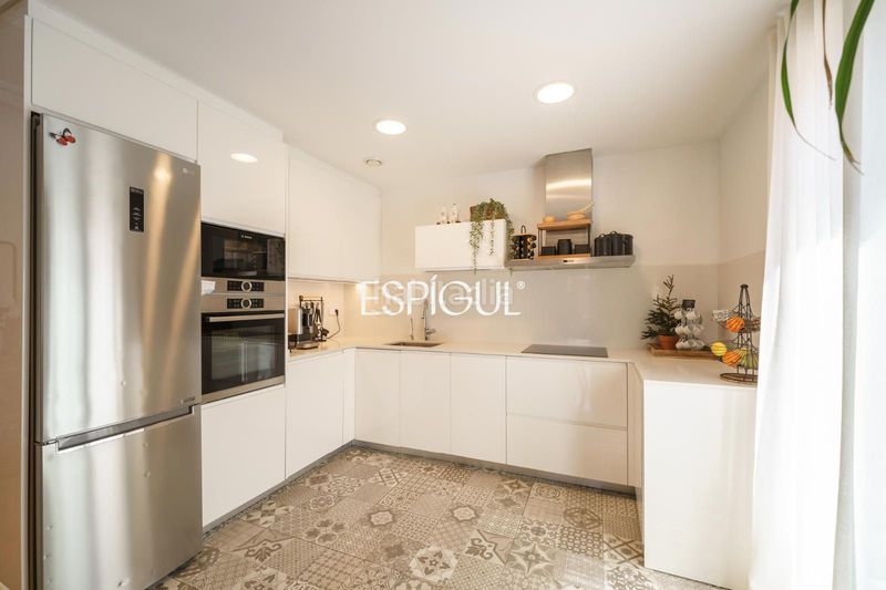 Foto 358ca825-d780-4a28-a144-cffd54f35821. Duplex avec chauffage dans Centre Sabadell