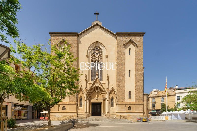 Foto 8e10eb1d-d907-4648-ad75-be716c4def3c. Duplex avec chauffage dans Centre Sabadell