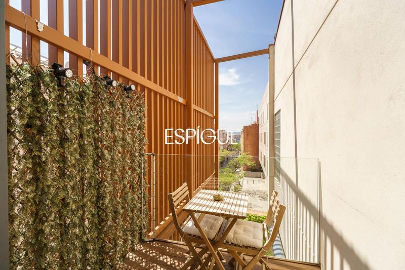 Foto f0de3a86-9713-4443-84bd-7720e65e1814. Duplex avec chauffage dans Centre Sabadell