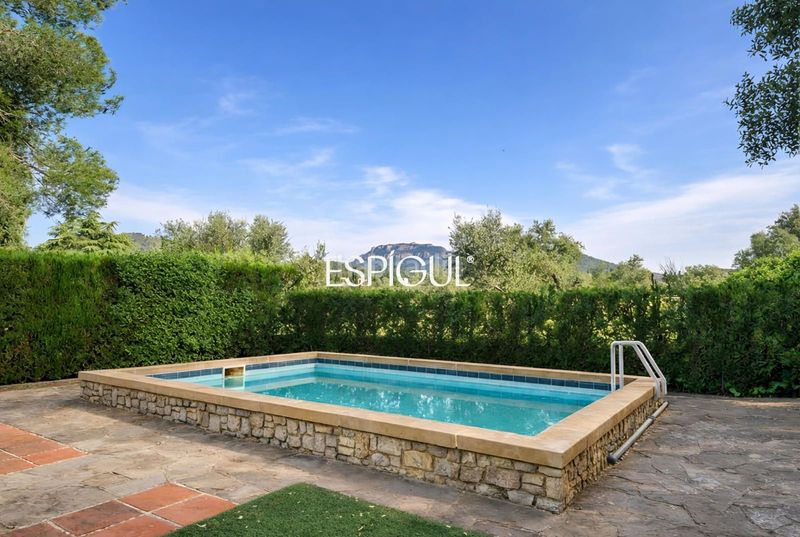 Foto a5c5be57-0728-483f-a463-5cc5fa82439c. Casa amb calefacció aparcament piscina a Matadepera