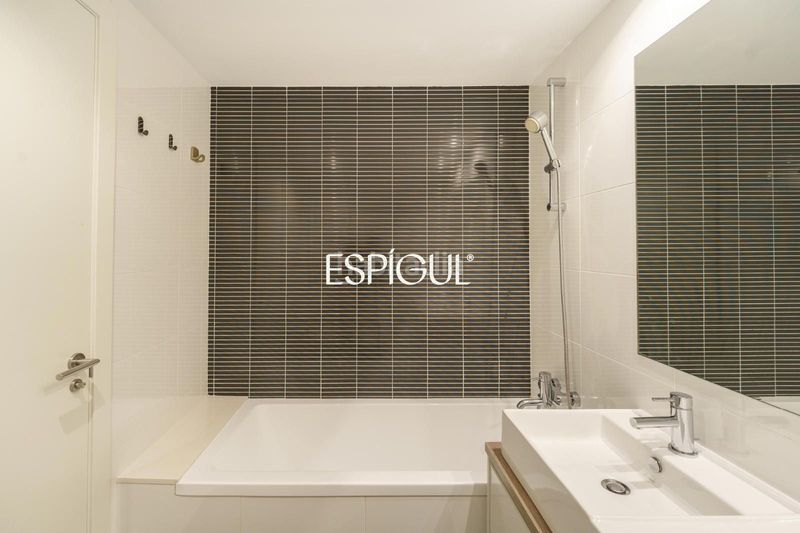 Foto dedae6a3-dcbe-4862-91cd-83e39782d107. Pis amb calefacció aparcament piscina a Volpelleres Sant Cugat del Vallès