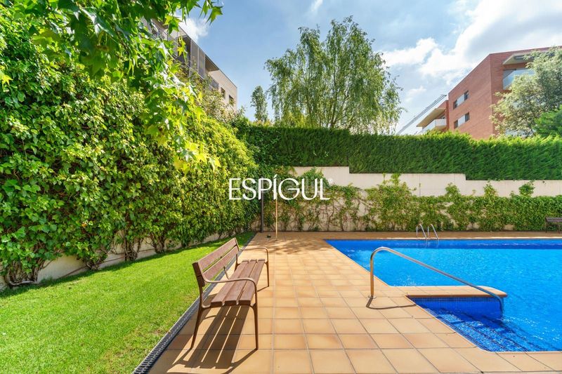 Foto ad3d6137-ea9f-4f1c-86a3-8031008ae9b6. Pis amb calefacció aparcament piscina a Turó de Can Mates Sant Cugat del Vallès