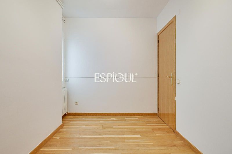 Foto d9b08fdc-7f8a-4bd8-a159-7eb6ff2ce539. Pis amb calefacció a Centre - Estació Sant Cugat del Vallès