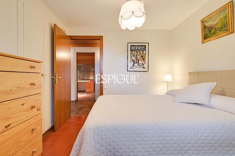Foto e2ce77fe-427f-42cd-b566-a5f39134bd39. Casa amb calefacció aparcament piscina terrassa a Bellaterra