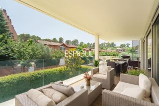 Appartement  Maria benlliure. Piso premium en venta con terraza y piscina junto al golf de san