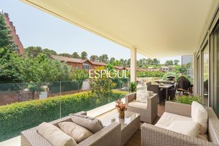 Flat  Maria benlliure. Piso premium en venta con terraza y piscina junto al golf de san