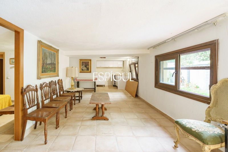 Foto a16ca70d-d0d8-4e2d-9cb5-d3874167f2a4. Casa amb calefacció aparcament piscina a Valldoreix Sant Cugat del Vallès