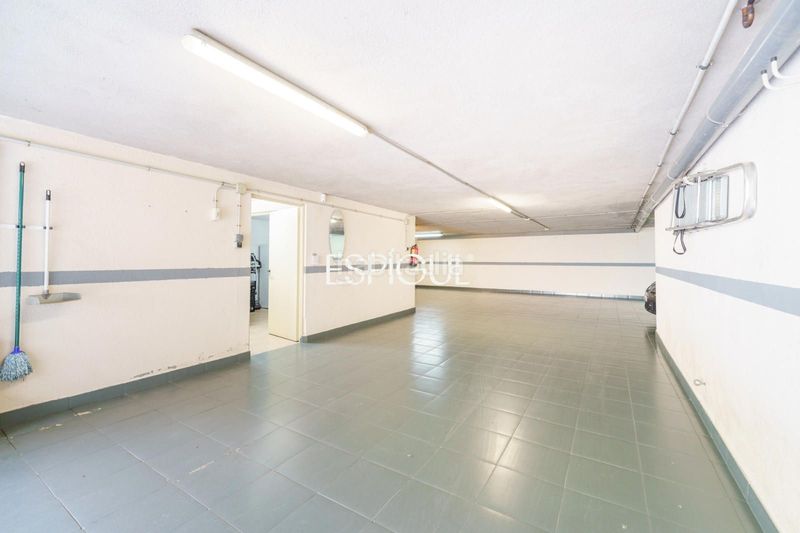 Foto eefb611d-cd76-4aff-8d20-3b44772c14b7. Casa amb calefacció aparcament piscina a Valldoreix Sant Cugat del Vallès
