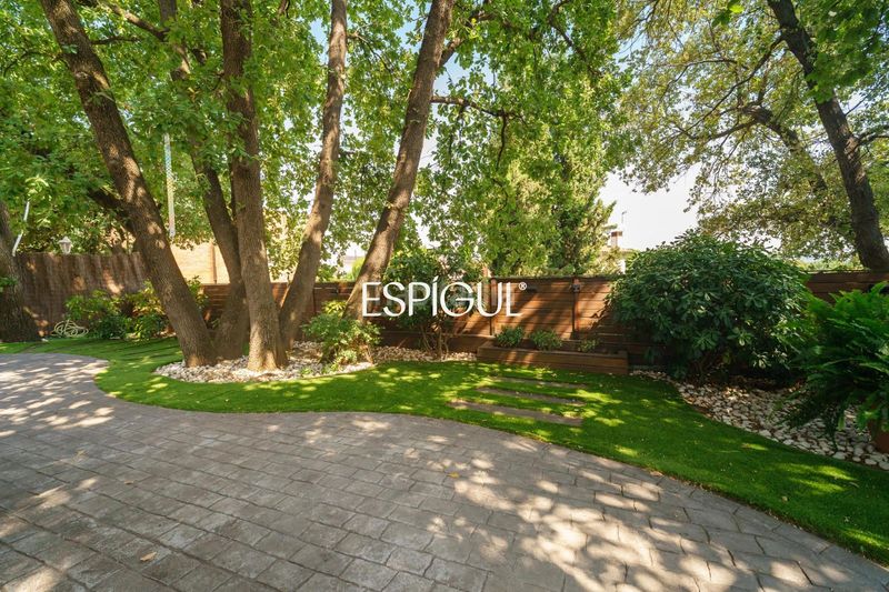 Foto 1e63a1c0-030a-498b-9420-7dc959a9ca52. Casa amb calefacció aparcament piscina a Mira-sol Sant Cugat del Vallès