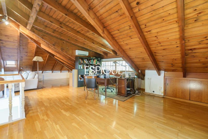 Foto ac4a9858-745a-4790-8fe0-61ad393fe4dc. Casa amb calefacció aparcament piscina a Mira-sol Sant Cugat del Vallès