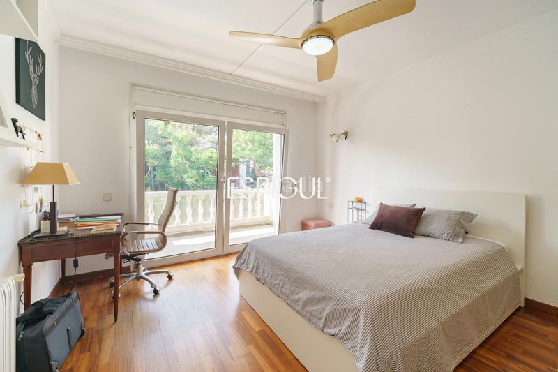 Foto e94f1d04-12d0-4e08-965c-029a168922b0. Casa amb calefacció aparcament piscina a Mira-sol Sant Cugat del Vallès