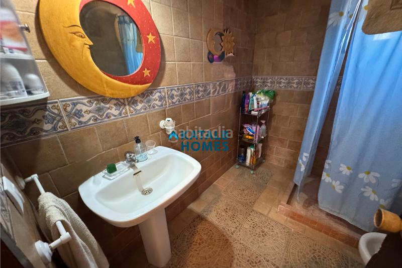 Foto 0436f614-60fe-4bfc-b1d1-d9a4014ca74e. Chalet  en venta Nuevo Bulevar en Nuevo Bulevar Mairena del Aljarafe