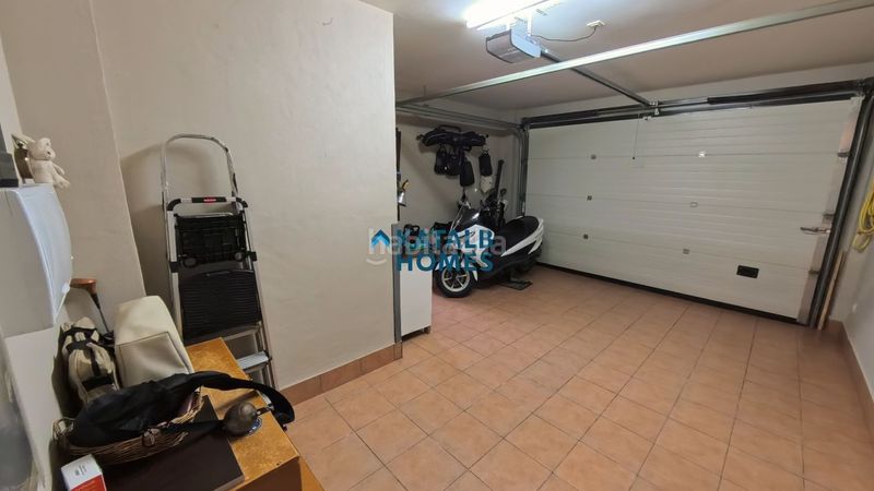 Foto 009039e4-fdad-4b15-abc6-0781b6867927. Chalet en calle cáceres 8 en Las Almenas Tomares