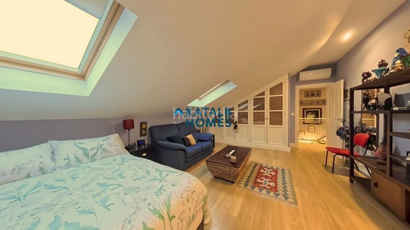 Foto 84e5e926-62e5-4e42-9937-83888c0fbe1b. Chalet en calle cáceres 8 en Las Almenas Tomares