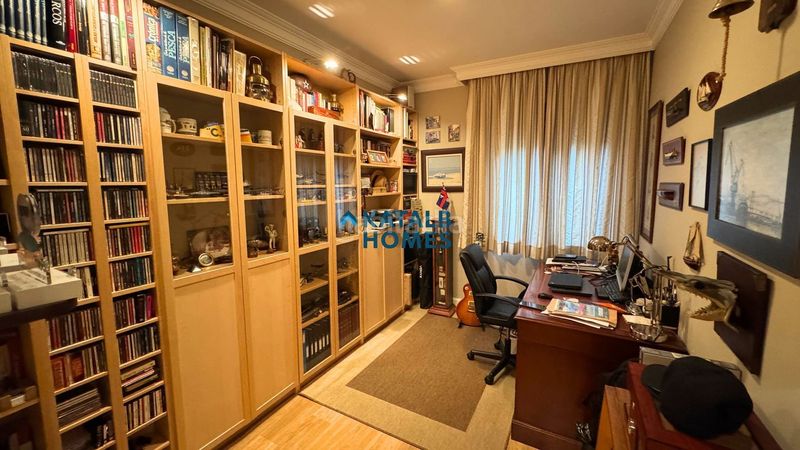 Foto 87300322-2ae5-4fed-90f3-be78b33b8729. Chalet en calle cáceres 8 en Las Almenas Tomares