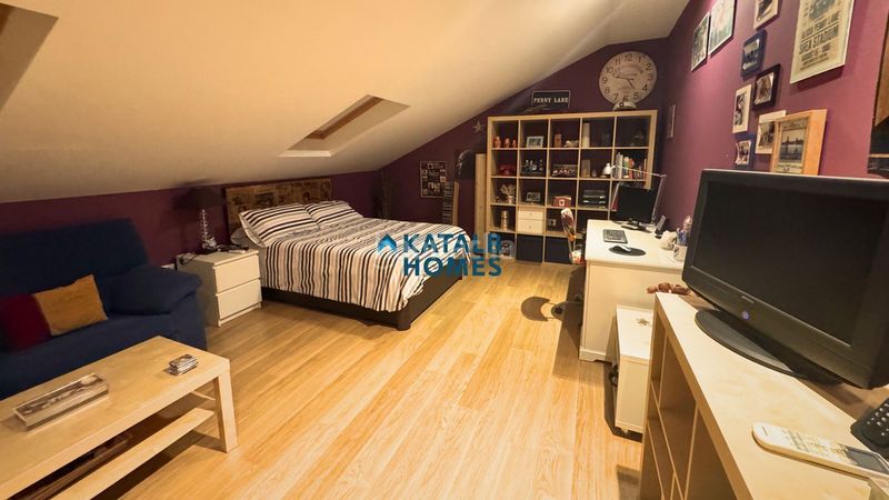 Foto 8aa1e2fb-3e26-4da0-98aa-cdad726c49ac. Chalet en calle cáceres 8 en Las Almenas Tomares