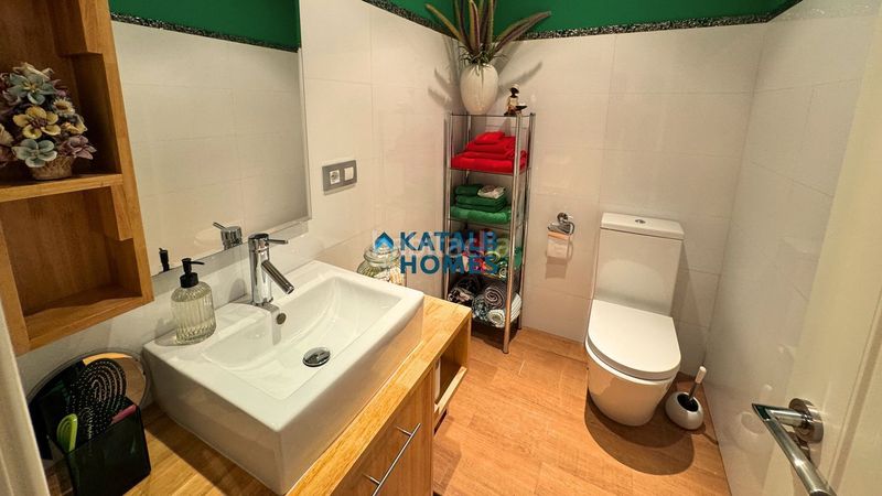 Foto fdb1a585-9269-4dea-9592-f79919677931. Chalet en calle cáceres 8 en Las Almenas Tomares