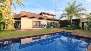 Chalet  Calle cáceres. En venta chalet independiente en tomares, las almenas
