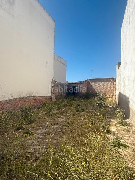 Foto 559ac421-e14c-4aef-baeb-ad1613c32838. Terreno residencial en avenida almensilla 19 se vende terreno en palomares del rio en Palomares del Río