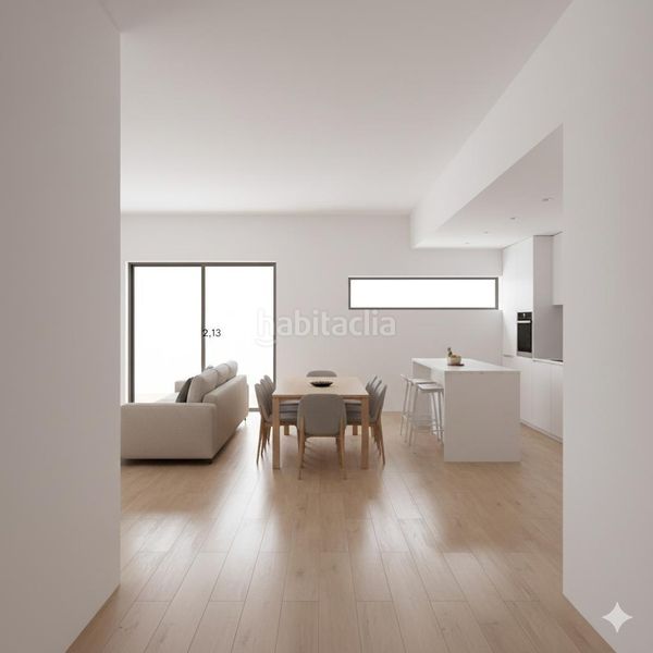 Foto 26baf2e1-9208-45d7-8547-c2db990e20d1. Planta baixa a Gines