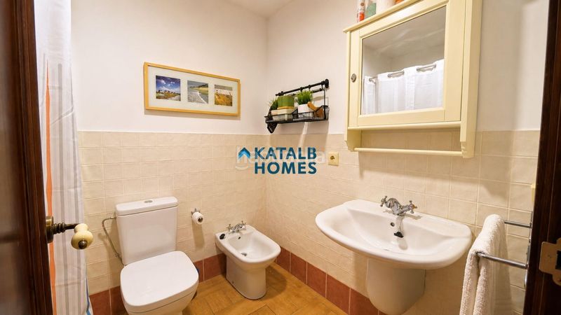 Foto c66d84c6-000c-4bd0-b56a-32d40da09753. Planta baixa a Triana Casco Antiguo Sevilla