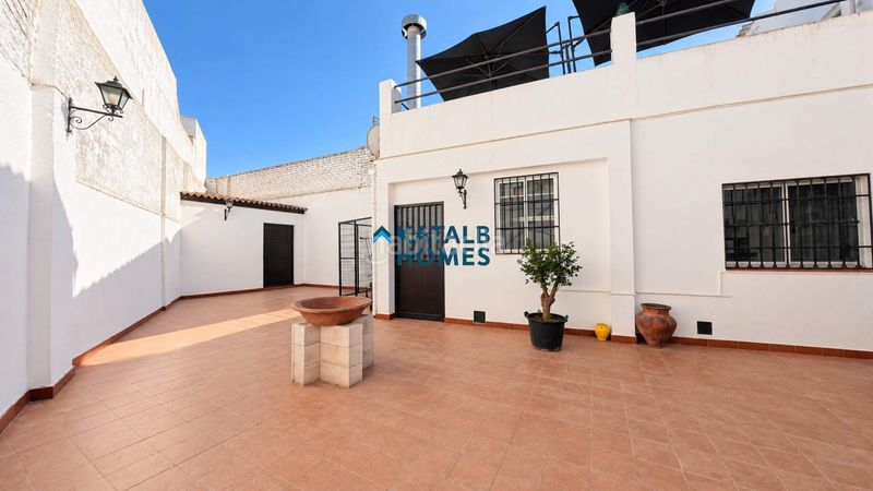 Foto 21857e52-b278-44aa-b3e5-bbfd7777efb0. Casa amb calefacció a Olivares