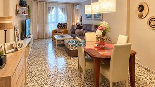 Appartamento in Felanitx Poble. Piso amplio en pleno centro de felanitx, listo para entrar a viv