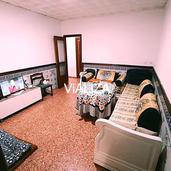 Foto 23b64210-94ef-4b03-ad6b-d84ff8c1e4de. Pis a Massalavés