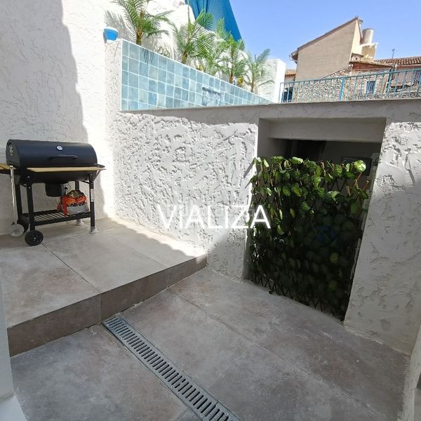 Foto 11cedc55-8c86-4899-a340-fe5a727277f1. Casa adossada amb piscina a Manuel