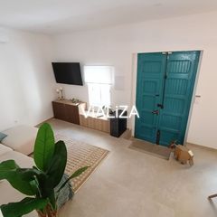 Casa adossada a Manuel. Magnífica casa