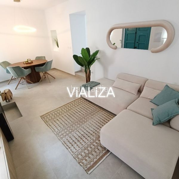 Foto 7af5d455-e0e5-4e1d-87eb-2f01fdfbcc31. Casa adossada amb piscina a Manuel