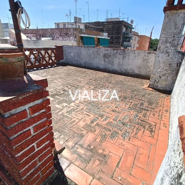 Foto 771dc6f8-2750-425d-8e1a-ef5b9e381f98. Casa a Centre Alzira
