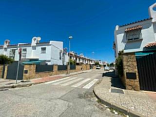 Casa adossada  Calle casia. Unifamilar adosado, zona el pinar