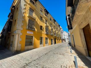 Pis a Calle eguilaz 1. Pios centro