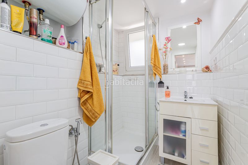 Foto d623719e-6e58-4ce4-9d7b-5d0f726b95f9. Xalet amb xemeneia calefacció aparcament piscina a Soto del Real