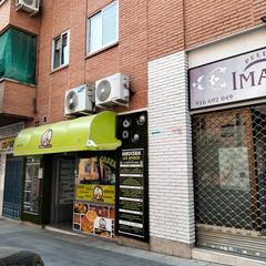 Alquiler Local Comercial  Calle de motrico. Local en parque henares con salida de humos