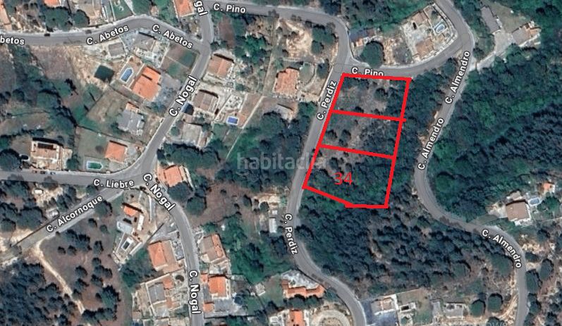 Foto 2dbd3205-99c5-449e-becb-e88eb9ad3118. Terreno residencial en carrer perdiu 38 tres parcelas contiguas ideal promotor en Riudarenes