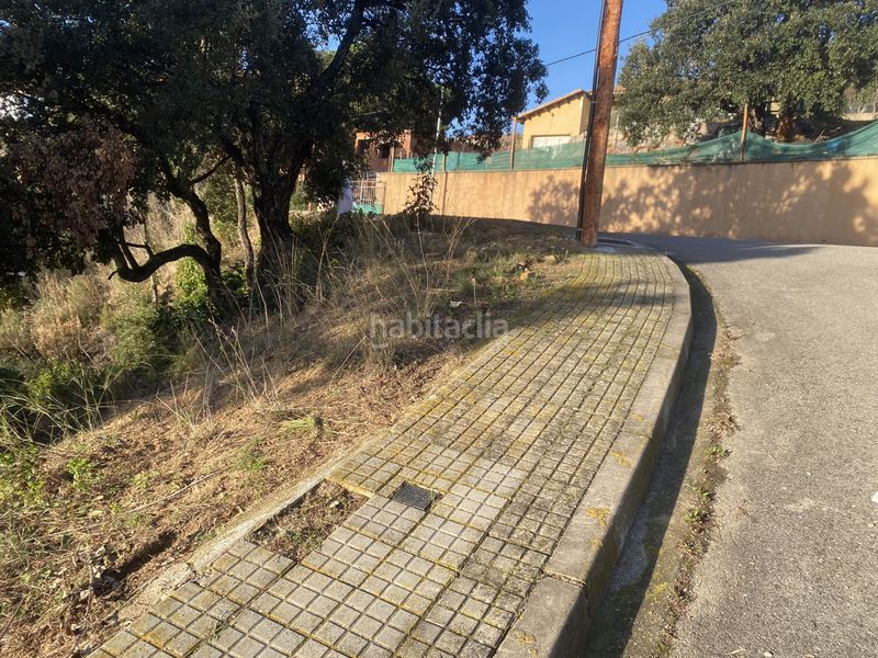 Foto a7ab96ee-128f-48d4-8bf4-4db26d877d62. Terreno residencial en carrer perdiu 38 tres parcelas contiguas ideal promotor en Riudarenes