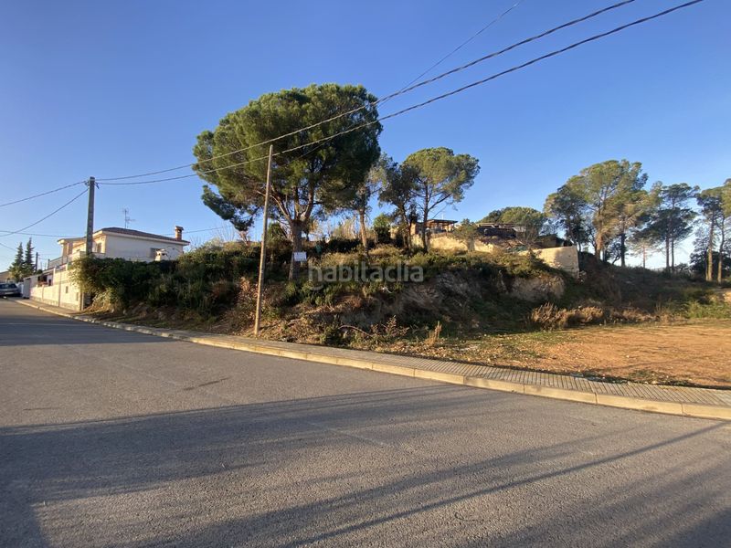 Foto b9746503-20a1-4394-bc18-1a8eede010e9. Terreno residencial en carrer pi 1 parcela plana esquinera en Riudarenes