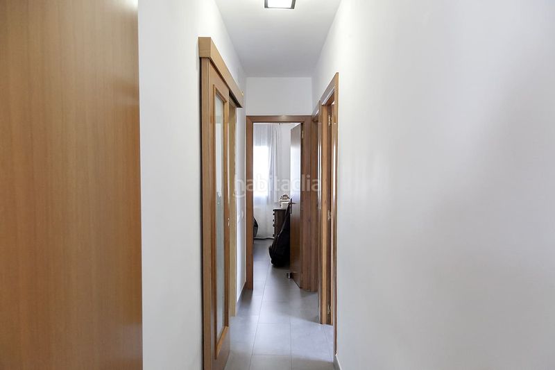 Foto 1f122014-3503-451a-862d-85203554c65d. Casa aparellada amb calefacció a Sant Celoni